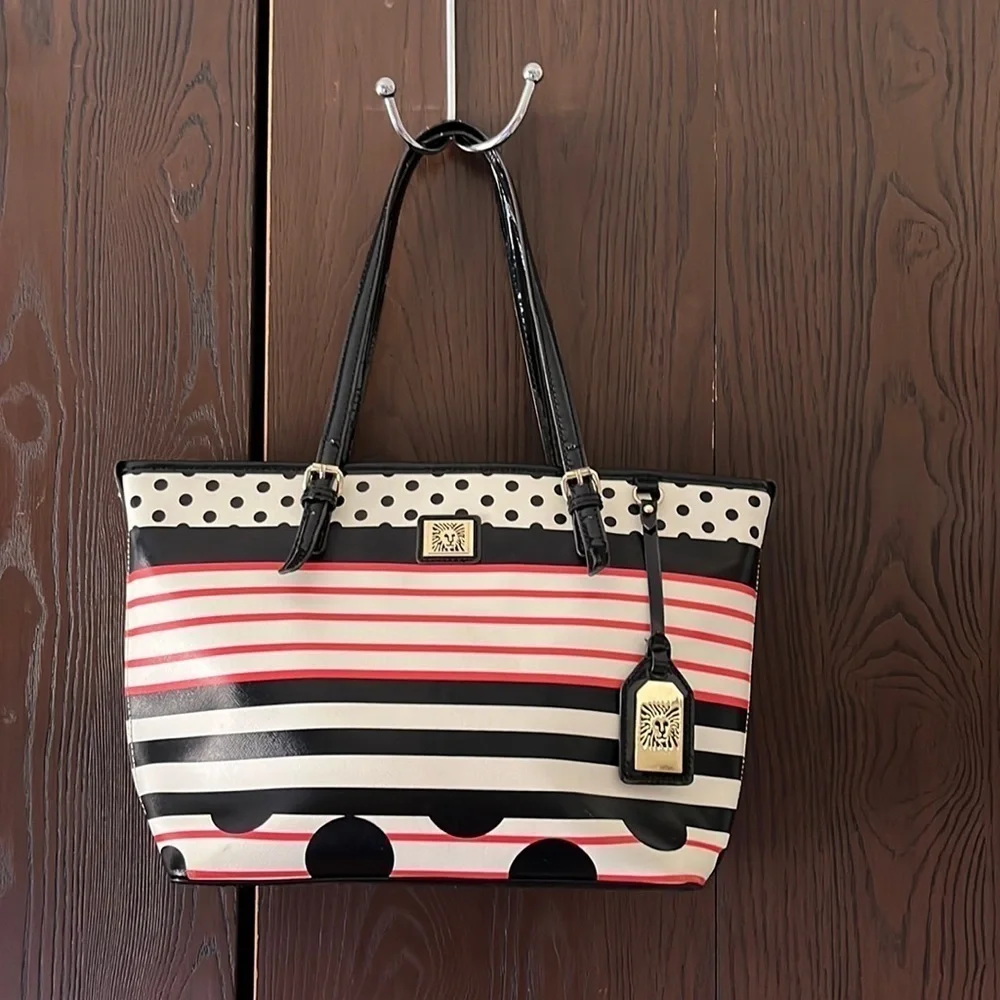 Anne Klein red/ black/ ivory purse. - Picture 1 of 12